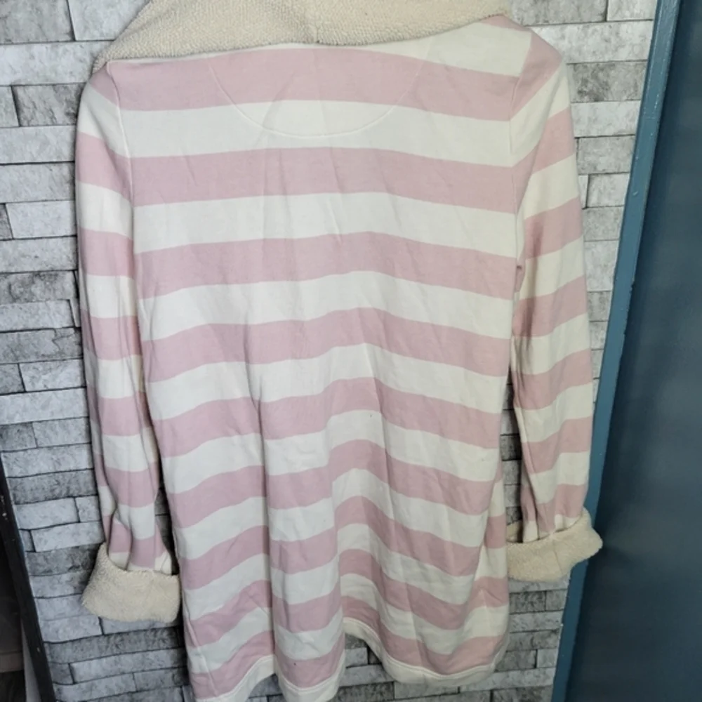 Victoria's Secret‎ size medium striped robe faux fur trim